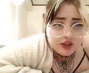 peppe_pimp - webcam sex girl   18-years-old
